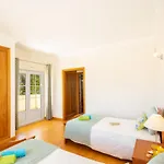 Casa Castelo - Refugio Com Piscina Aquecivel E Bbq Na Gale, Albufeira