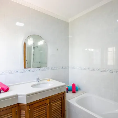 Villa Casa Castelo By Algarve Vacation